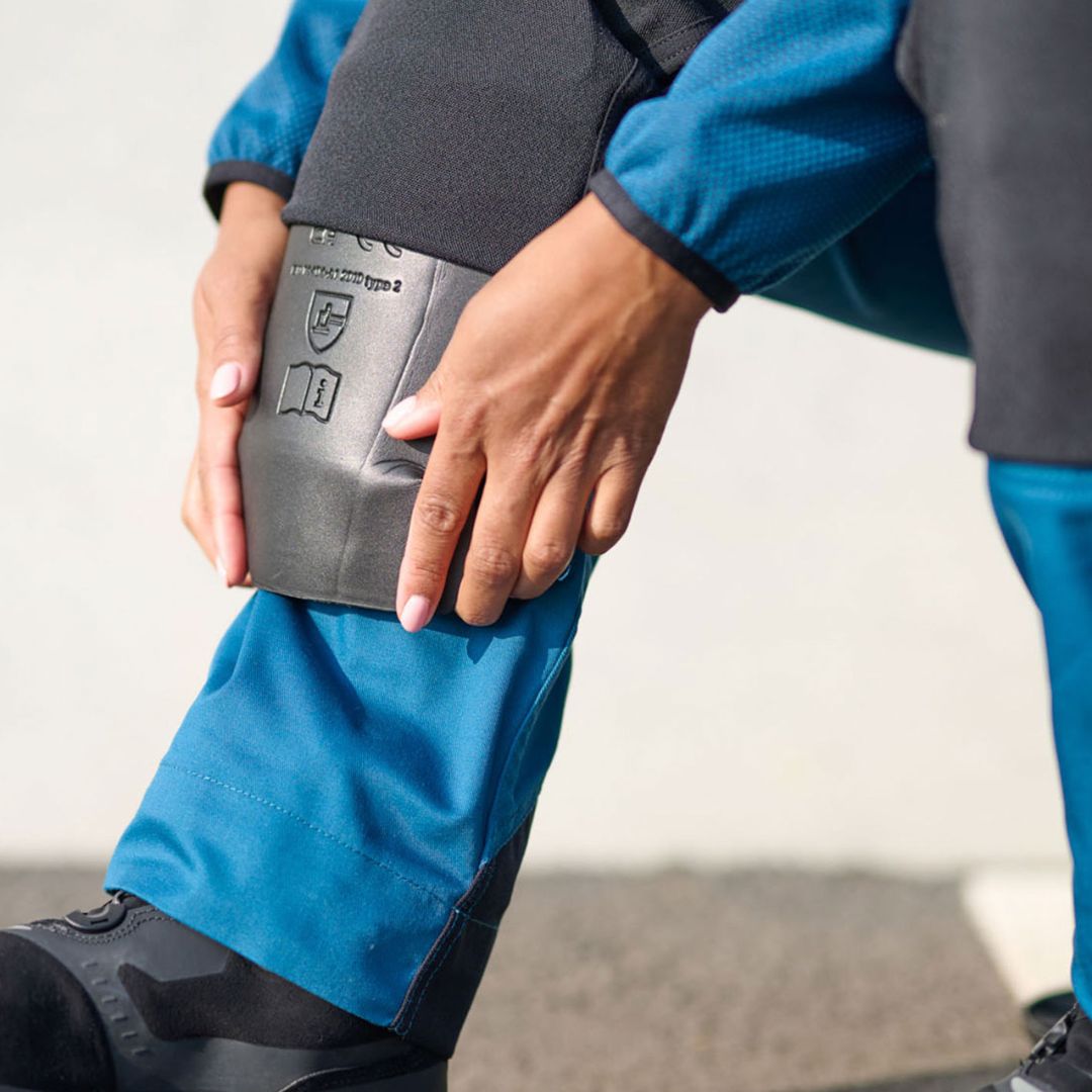 SYNQ® Sqoot - Women's knee pocket trousers, stretch zones