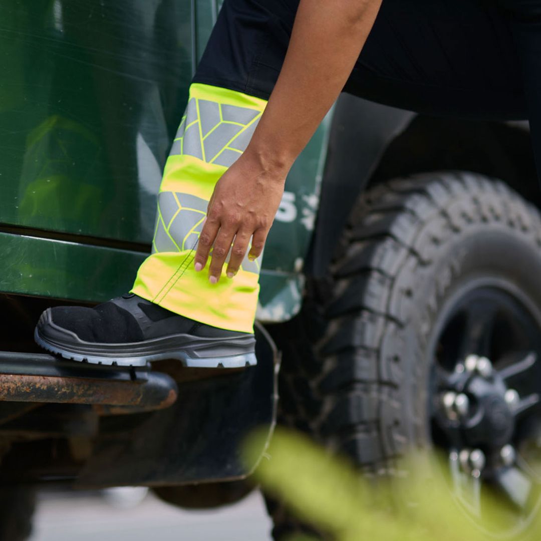 SYNQ® Qlear - Women's service trousers, stretch zones, high-vis class 1