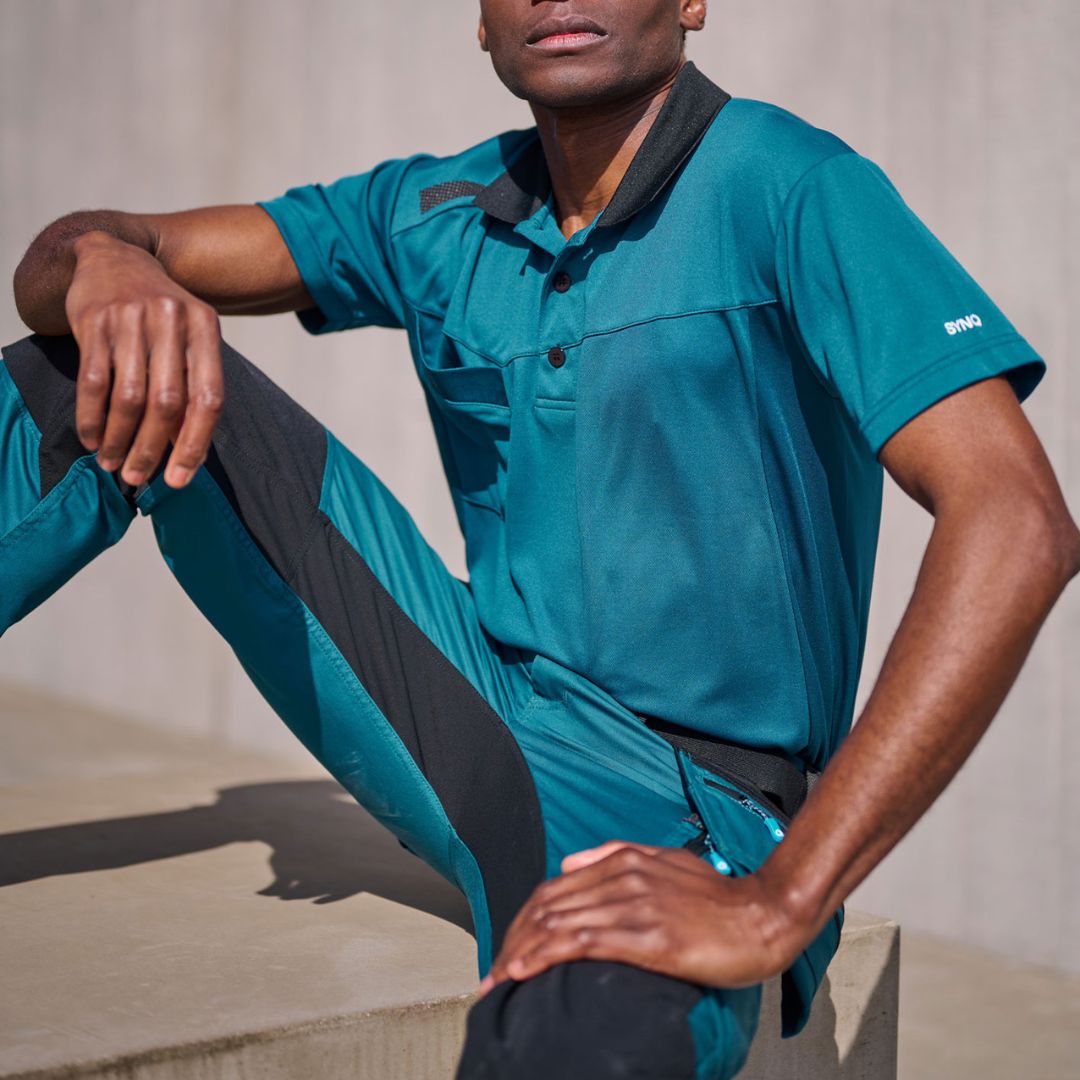 SYNQ® Qrowd Holster pocket trousers, stretch zones - Colours Red /Black or Khaki green/Black