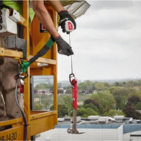 Milwaukee 2.2kg Quick-Connect Retractable Tool Lanyard