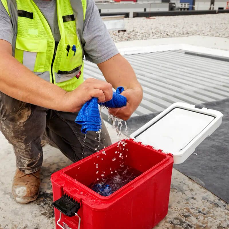 Milwaukee PVA Cooling Towel