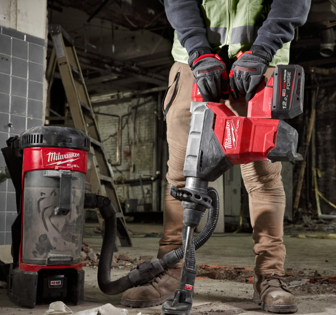 M18 FUEL™ ONE-KEY™ 8 kg SDS-Max drilling and breaking hammer - BARE UNIT M18 FHM-0C