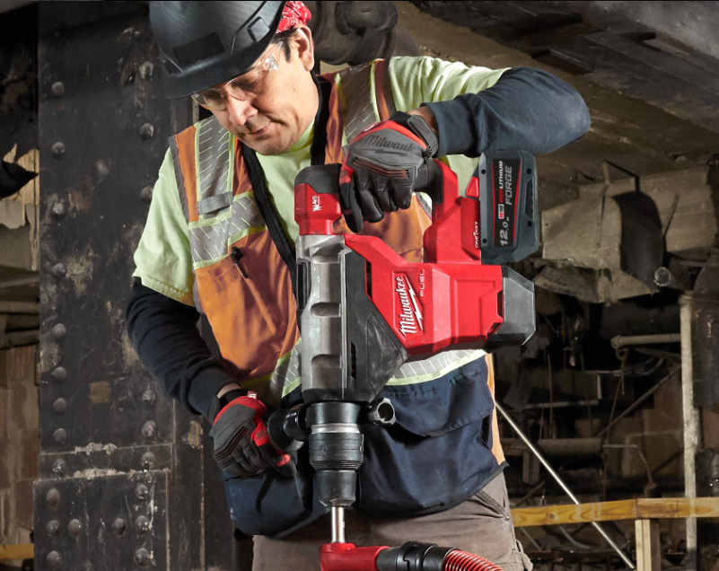 M18 FUEL™ ONE-KEY™ 8 kg SDS-Max drilling and breaking hammer - BARE UNIT M18 FHM-0C