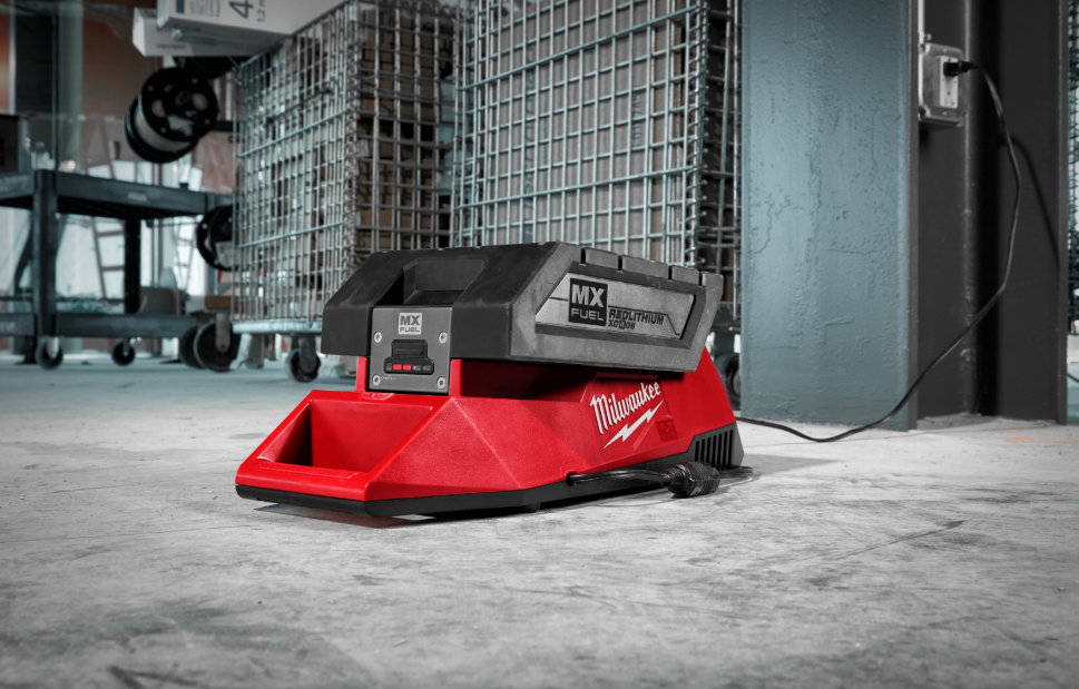 MX FUEL™ 25 kg class 28 mm Hex demolition hammer, batteries & charger - MXF DH2528H-602