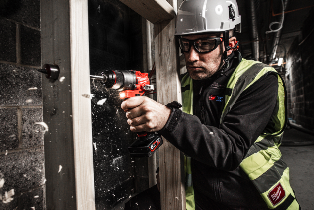 M12™ 2 piece POWERPACK includes M12 FPD2 - M12 FUEL™ sub compact percussion drill & M12 FID2 - M12 FUEL™ sub compact ¼″ impact driver - M12 FPP2A2-602X