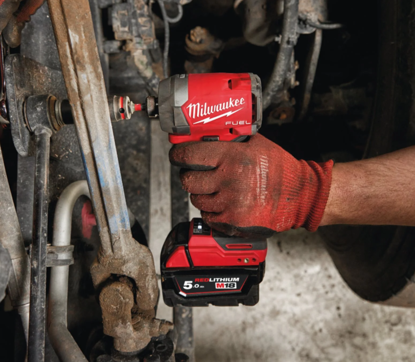 M18 FUEL™ 2 piece POWERPACK inc Drill and Impact Driver, 2x5Ah Batteries, Charger and HD Tool case - M18 FPP2A3-502X