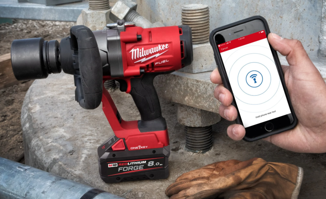 M18 FUEL™ ONE-KEY™ 1″ high torque impact wrench with friction ring COMPLETE SET - M18 ONEFHIWF1-802X