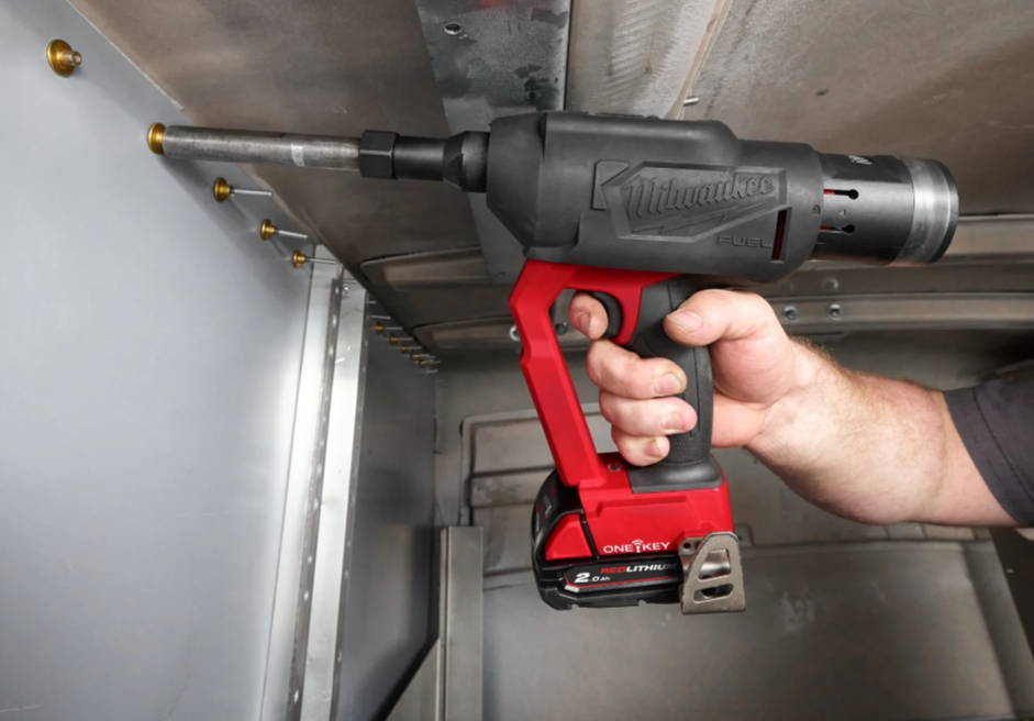 M18 FUEL™ lockbolt tool with ONE-KEY™ COMPLETE SET - M18 ONEFLT-502X)