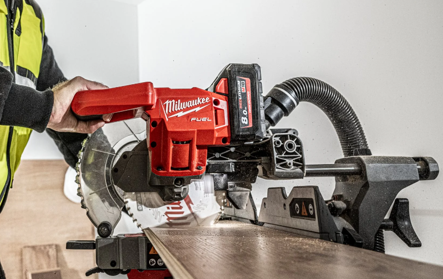 M18 FUEL™ 190 mm Mitre Saw BARE UNIT - M18 FMS190-0