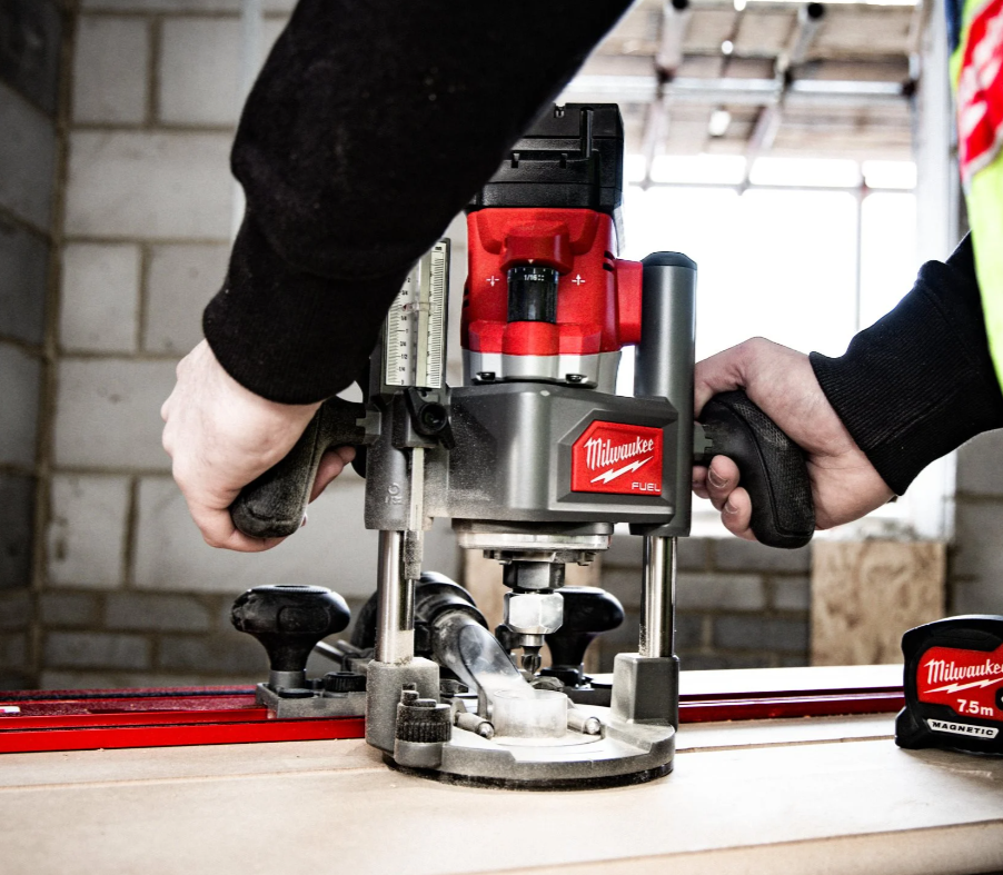 Ventus Router Pinhole M18 FUEL™ 12 mm Router & Accessories - M18 FR12KIT-0P – Solis Ventus Ltd